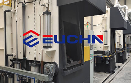 Multifunctional heat treatment production line with protective atmosphere